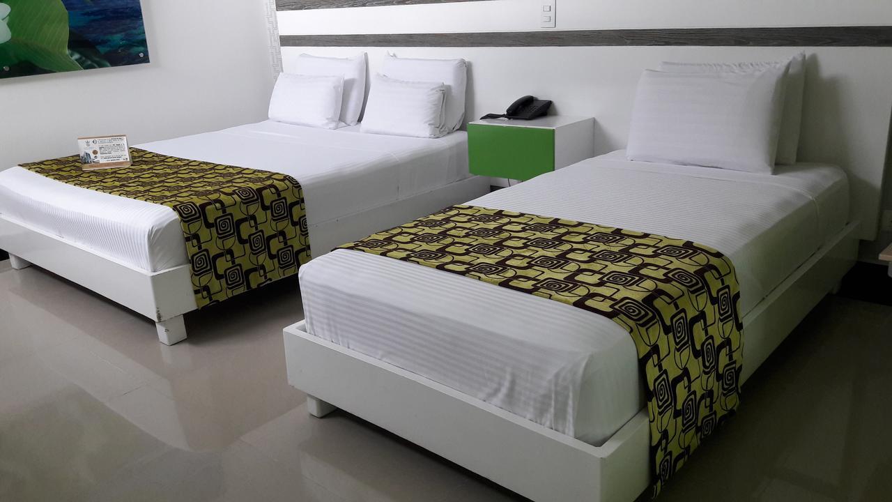 Hotel Genova Prado バランキージャ エクステリア 写真